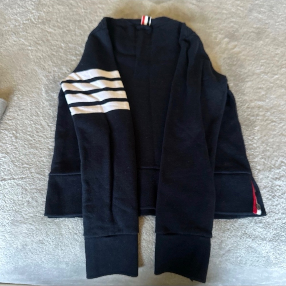 Thom Browne - Picture 2 of 2